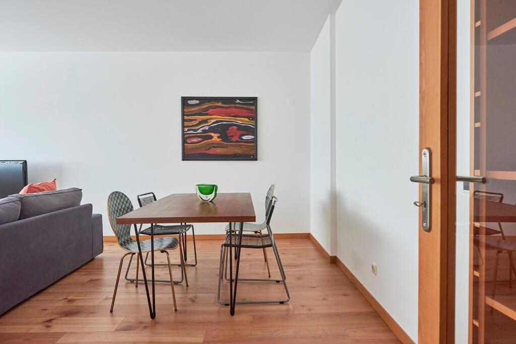 Modern Apartment In Parque Das Nacoes Lisboa Exteriör bild